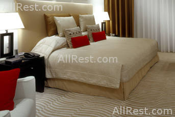 Grosvenor House West Marina Beach 6